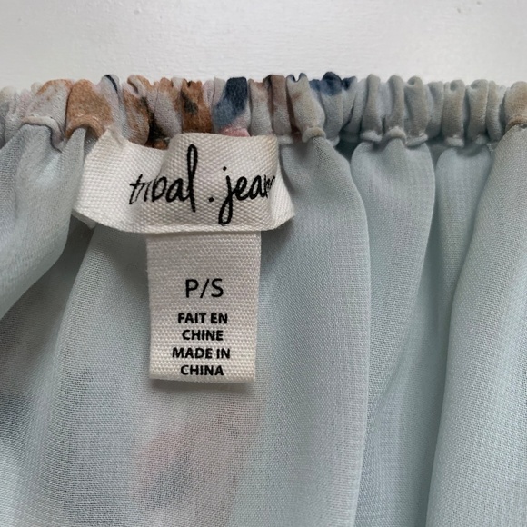 Tribal Women's Floral Blouse - Picture 3 of 5